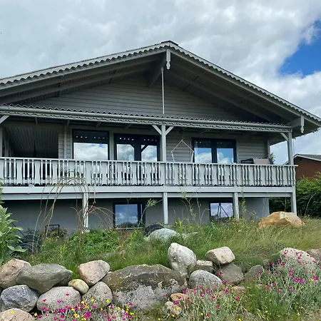 Log Cabin With Panoramic View Of Lake Mosso * Skanderborg